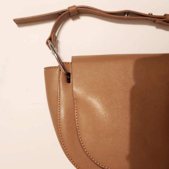 SADDLE CROSSBODY BAG - Picture 3 of 4